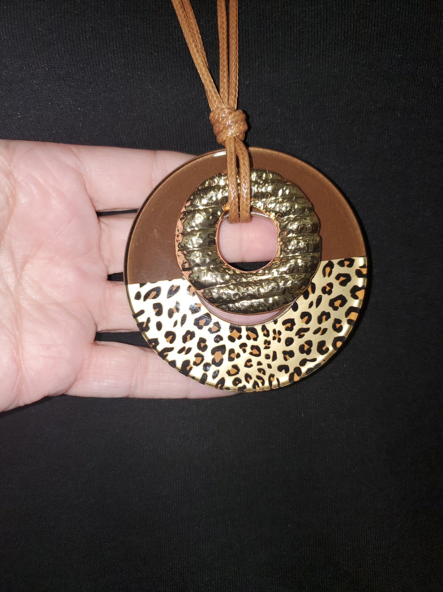 Collier bicolore 🐆